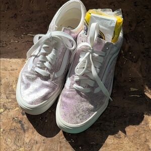 Vans Crackled Pink Sneakers + Free Socks 🍋